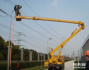 杭州出租车载高空作业车、路灯车及升降机租赁服务 8到26米登高车全方位解决方案